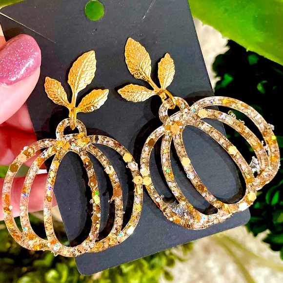 Acrylic Pumpkin and Leaf Earrings - Picture 4 of 9